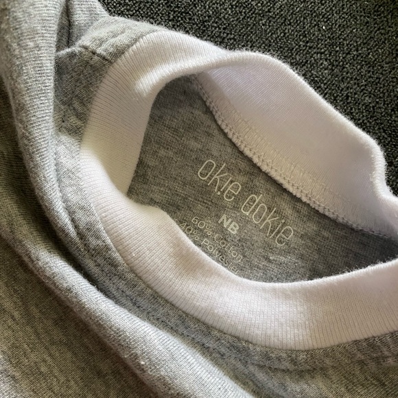 Gray onesie - Picture 2 of 3